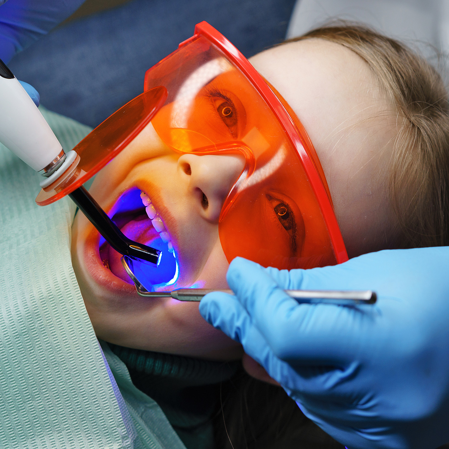 child-dentist child at dentist
